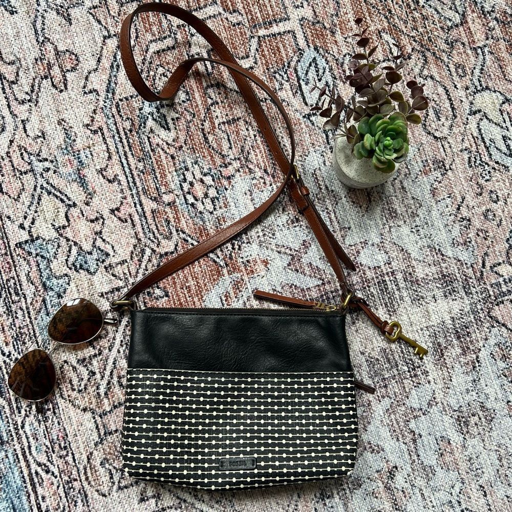Fossil Fiona Crossbody Bag Coated Canvas Key Print Stripe Black White Brown
